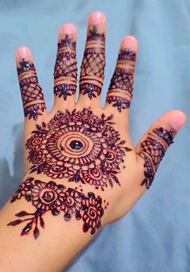 Henna Designs by Henna Artists